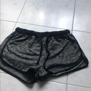 Drawstring waist shorts